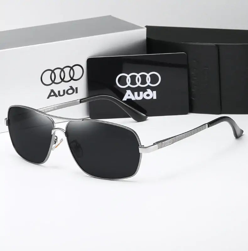 Lunettes de soleil Audi E-tron