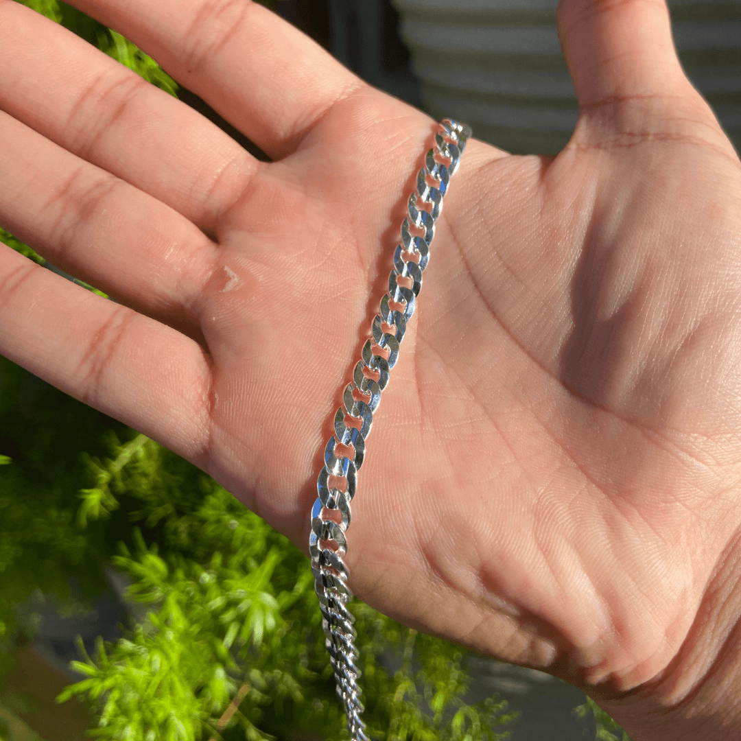 Holland 925 Silver Bracelet with Geometric Design and 7mm Zircon